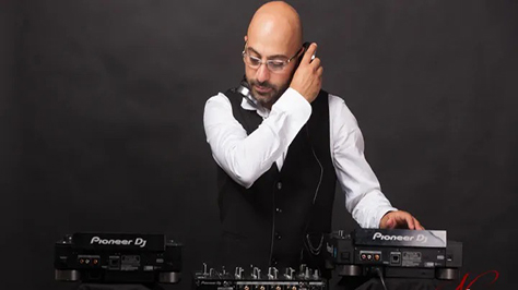 DJ AREN